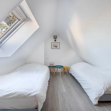 Appartement Face Mer, Balcon, Plage A 50 M, 4 Pers