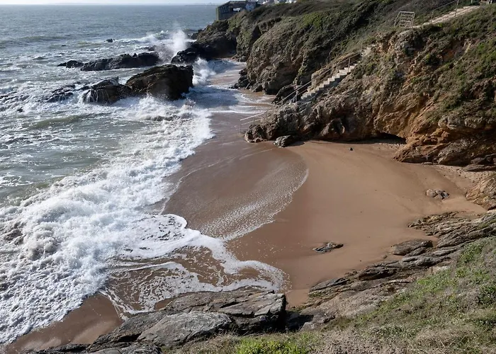 Vue Et Les Pieds Dans L'eau! Pornichet